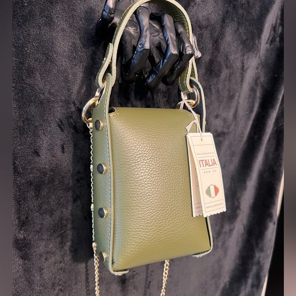 💚💚NWT-ANNA POALA Olive Green GENUINE Leather Stud Phone Holder Crossbody Bag 💚💚 - Picture 13 of 13